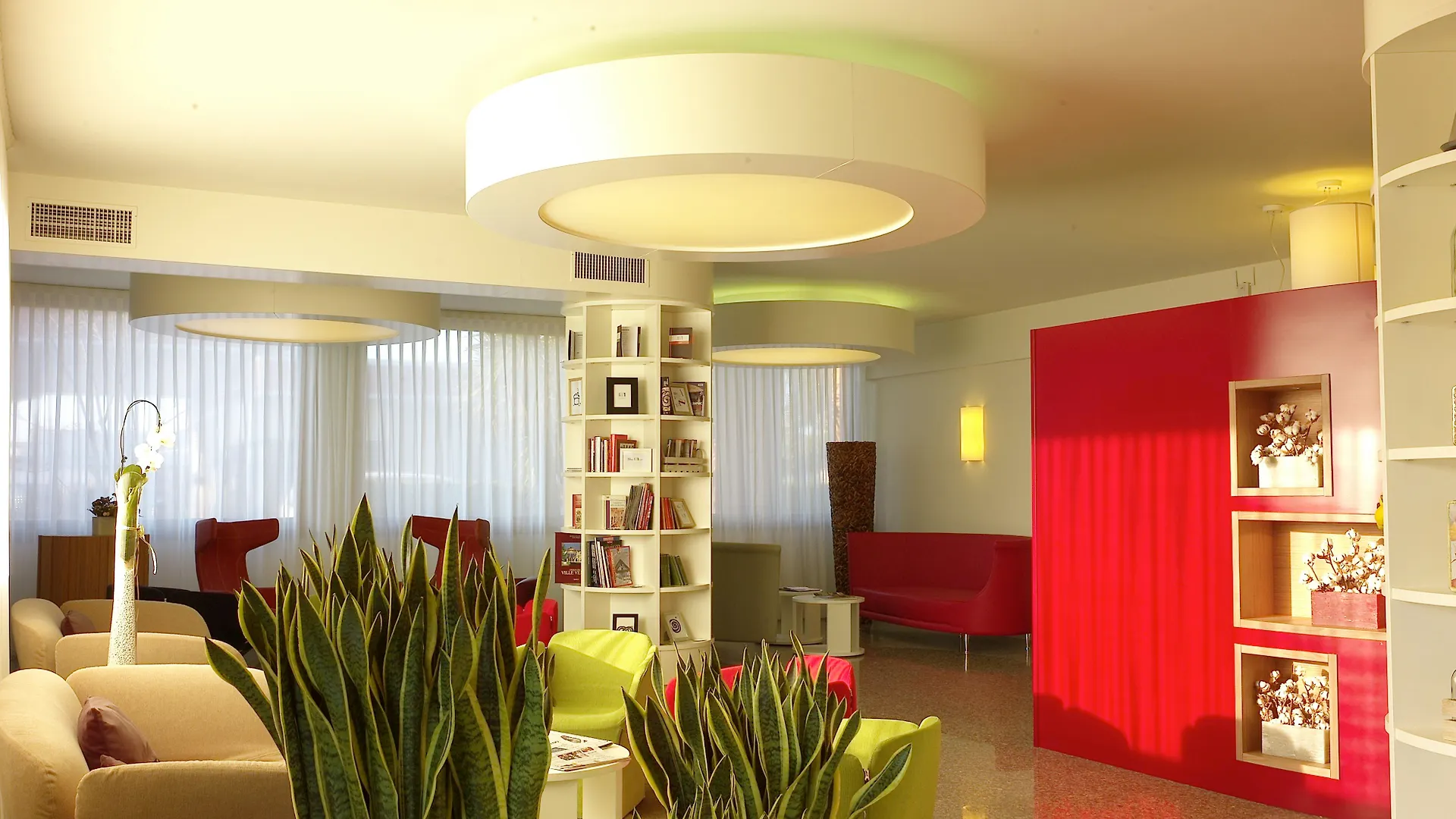 Hotel Eurorest contacts